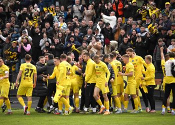 ОФІЦІЙНО. Чернівецька “Буковина” через 32 роки вийшла в Українську прем’єр-лігу! | Спорт