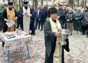 Освятили новозбудовану капличку на території Кам’янської лікарні — Новости Черкасс