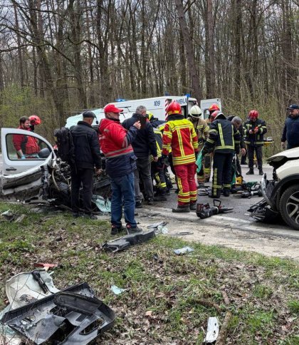 На дорозі поблизу Львова сталась потрійна ДТП з постраждалими
