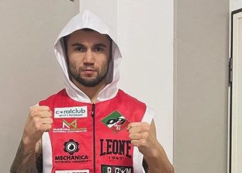 “Війна мене шокувала”: екс-володар інтернаціонального титулу за версією IBF чернівчанин Максим Продан працює на фабриці біля Мілана і готується до нових боїв | Спорт