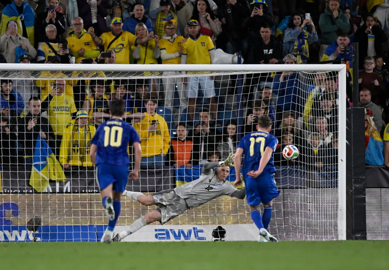 Дьокереш оформив хет-трик (Фото: REUTERS/Pablo Morano)