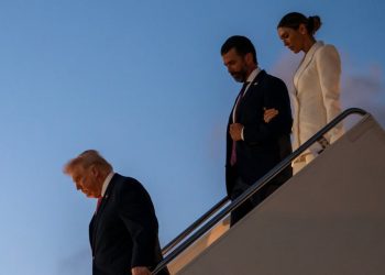 Трамп пропустить весілля старшого сина через державні справи