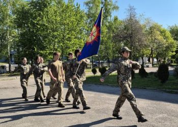 Черкаські шкільні команди готуються до міського етапу гри «Сокіл» («Джура») — Новости Черкасс