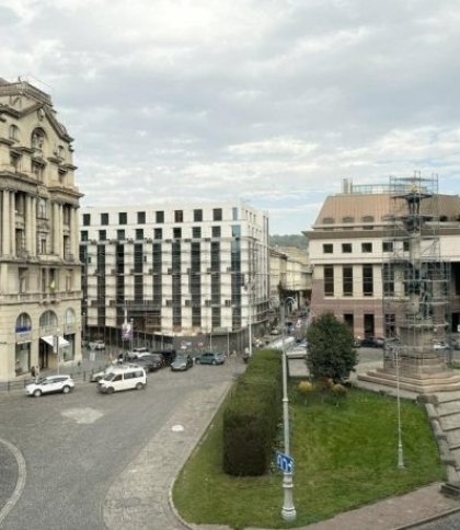 Після вето Садового депутати не підтримали будівництво підземного паркінгу на площі Міцкевича