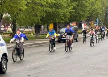 У Кам’янці відзначили День Європи велопарадом — Новости Черкасс
