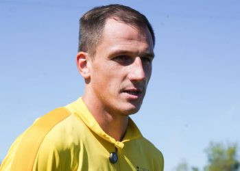 Відомий стан гравця “Буковини” Андрія Буська, який знепритомнів в матчі проти київського “Динамо” | Спорт