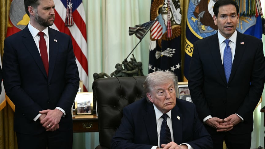 Зліва направо: віцепрезидент США Джей Ді Венс, президент США Дональд Трамп, державний секретар США Марко Рубіо